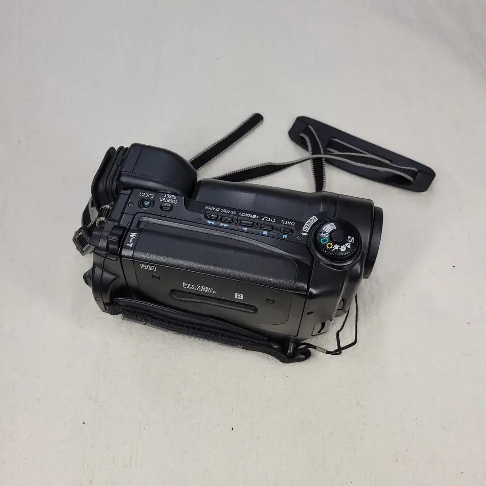 Canon Camcorder ES900 HI-FI Stereo 8mm Video 8 Read Description For Parts Videos